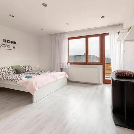 Mountain Sunrise דירה *