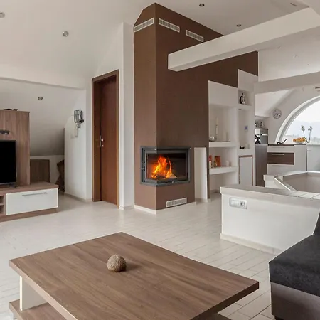 דירה Mountain Sunrise *