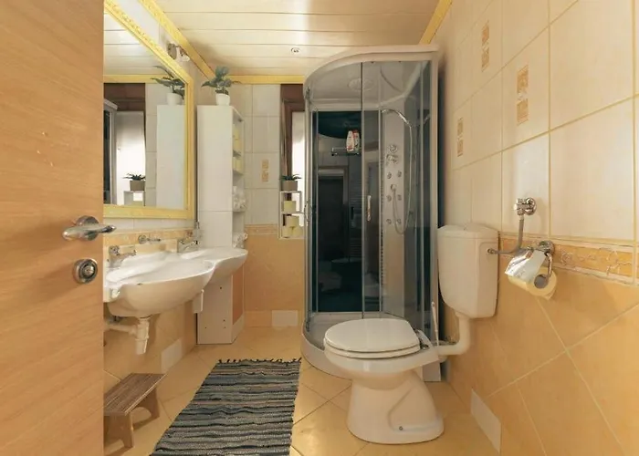 Mountain Sunrise شقة Škofja Loka